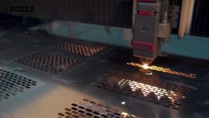 máquina de corte láser fabricación de accesorios para motocicletas